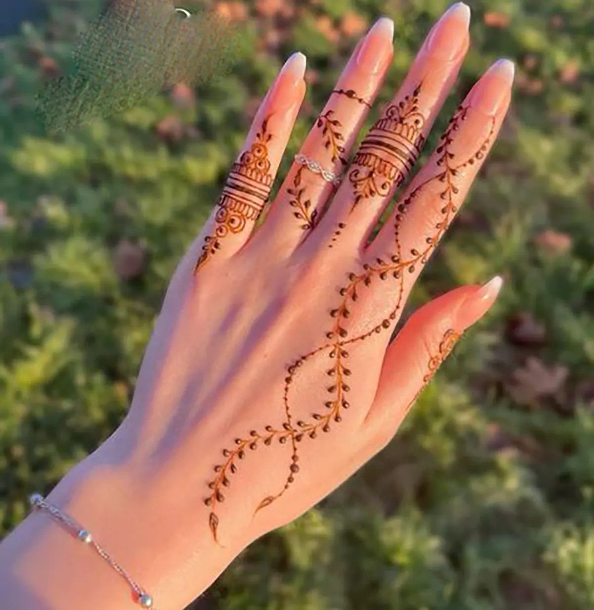 نقش حنا عربی شیک دخترانه عکس نقش حنا جدید عکس نقش حنا جدید ساده نقش حنا دخترانه نقش حنا ساده دخترانه حنا دست خینه دست ساده دخترانه