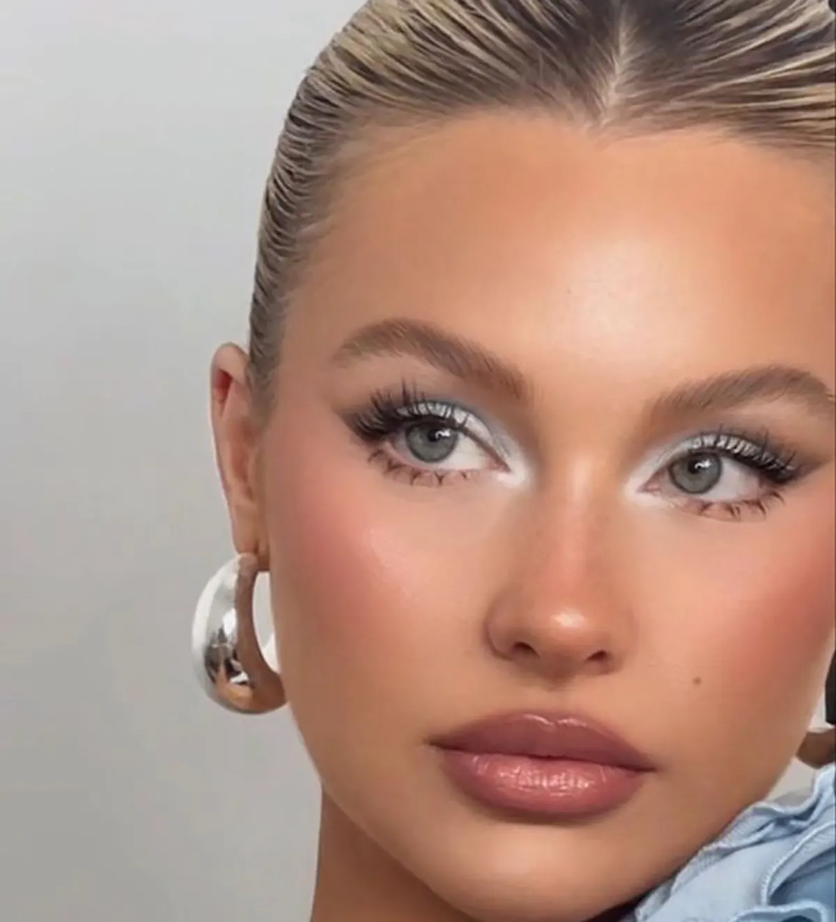 میکاپ ترند ۲۰۲۵ میکاپ جدید ۱۴۰۳ مدل جدید میکاپ مجلسی سایه چشم جدید ۱۴۰۳ مدل میکاپ مدل ارایش ۱۴۰۳ زنانه مدل ارایش لایت جدید آرایش ساده دخترانه