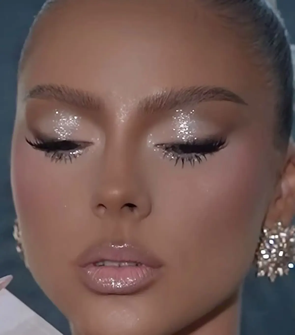 میکاپ ترند ۲۰۲۵ میکاپ جدید ۱۴۰۳ مدل جدید میکاپ مجلسی سایه چشم جدید ۱۴۰۳ مدل میکاپ مدل ارایش ۱۴۰۳ زنانه مدل ارایش لایت جدید آرایش ساده دخترانه