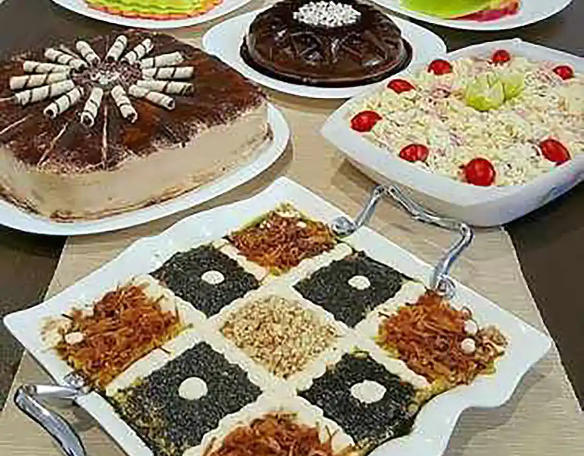  کشک برای تزیین آش رشته
تزیین ساده آش رشته
عکس آش رشته