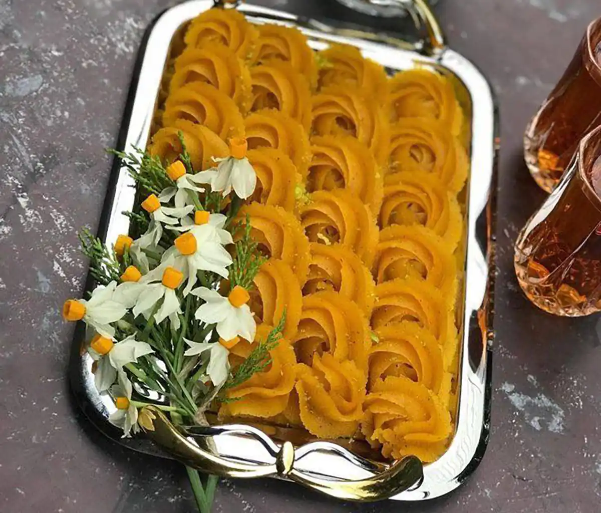  حلوا ساده با پیمانه
حلوا برای 10 نفر
حلوا برای مراسم ختم
حلوا زعفرانی برای ۳۰ نفر
انواع حلوا
حلوا با آرد گندم