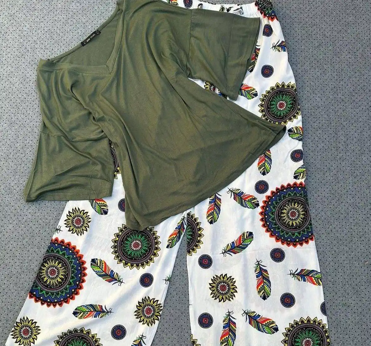 ست نیم تنه و شلوار مجلسی
نیم تنه با شلوار گشاد مجلسی
انواع نیم تنه مجلسی
زیر نیم تنه بافت چی بپوشیم
نیم تنه دخترانه فانتزی
نیم تنه مجلسی با شلوار دمپا