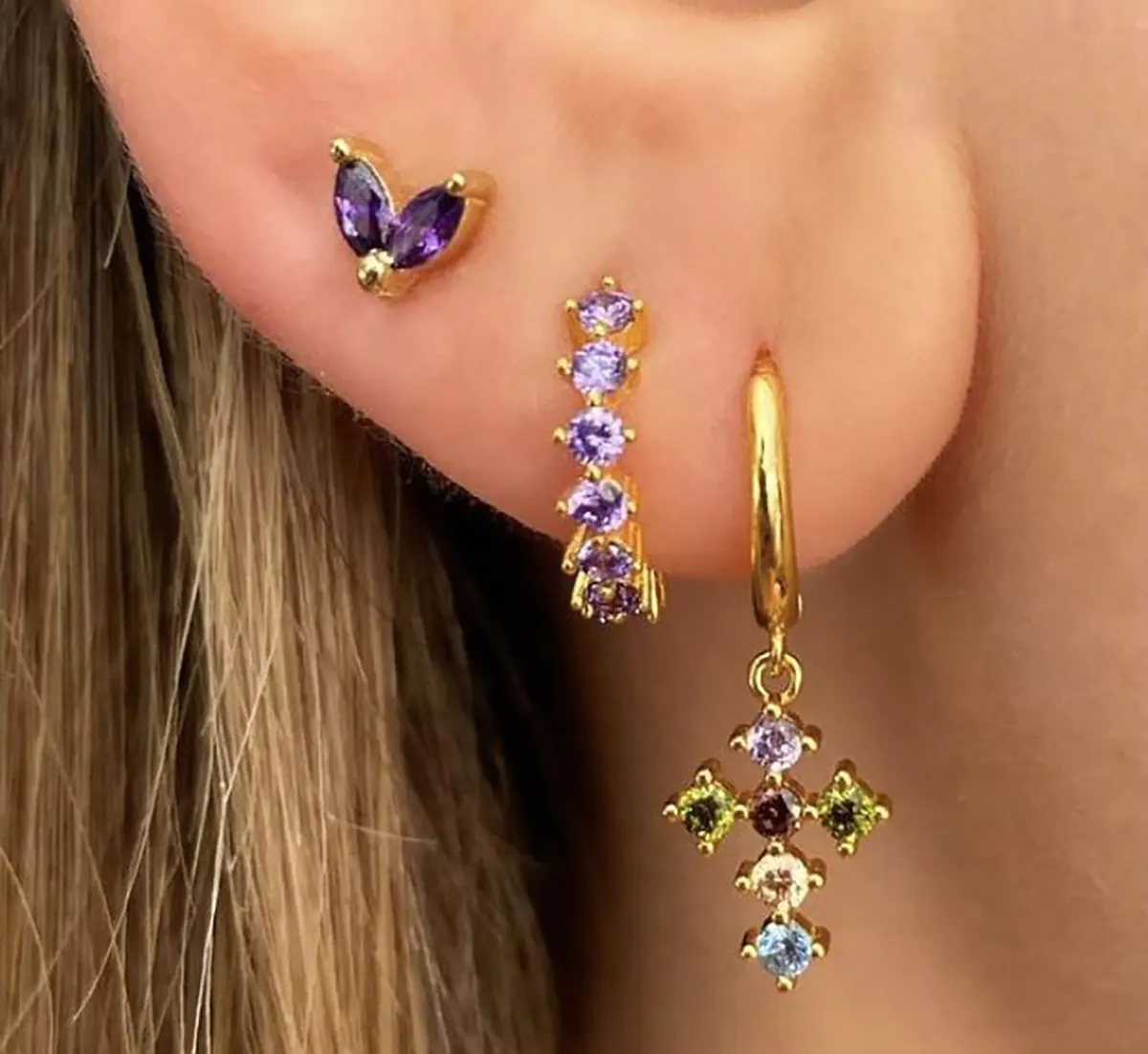 گوشواره فانتزی گوشواره طلا حلقه ای گوشواره میخی طلا گوشواره بدون سوراخ گوش گوشواره میخی طلا دیجی کالا گوشواره میخی نگینی