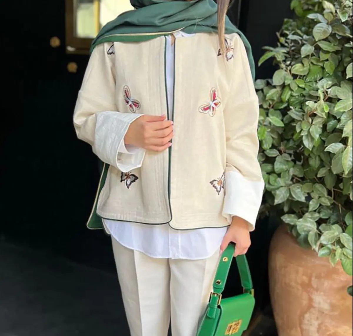 مانتو هنری خاص مانتو هنری سنتی استایل هنری دخترانه ایرانی مانتو چهاردکمه مانتو هنری کوتاه مدل مانتو چهار دکمه جدید خرید لباس هنری زنانه مانتو چهار دکمه اداری
