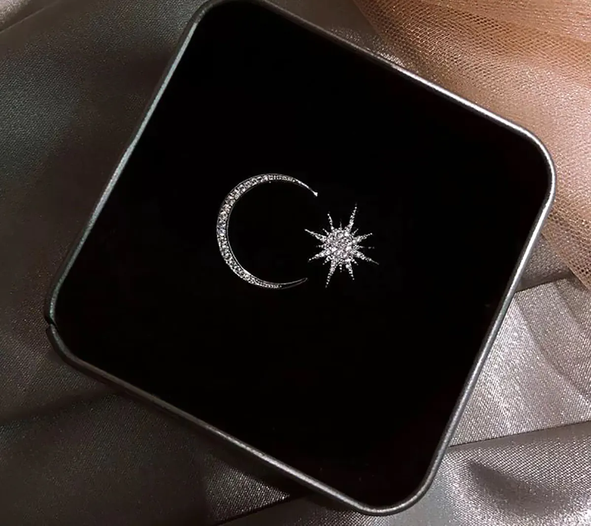 گوشواره میخی فانتزی
گوشواره میخی شیک
گوشواره میخی اسپرت
گوشواره میخی طلا
گوشواره میخی جدید
گوشواره میخی شیک طلا