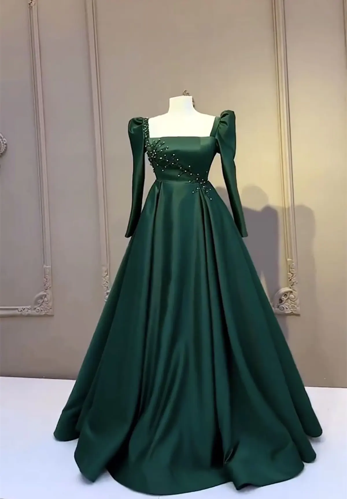 ماکسی سبز یشمی لباس مجلسی سبز پوشیده لباس مجلسی سبز کله غازی ماکسی دخترانه شیک مدل ماکسی ساده و شیک ماکسی مجلسی مدل ماکسی جدید مدل ماکسی بلند راحتی