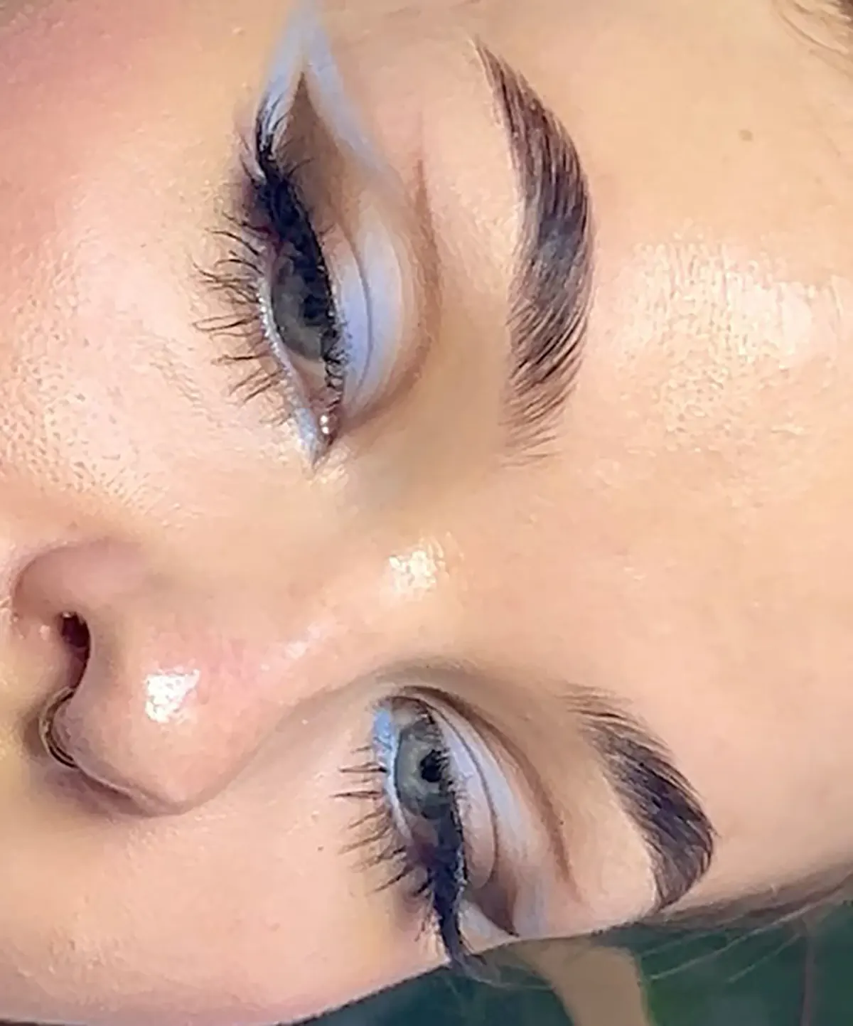 آرایش چشم ساده در خانه آموزش سایه چشم ساده و شیک میکاپ چشم دخترانه آموزش سایه چشم برای مبتدی ها ارایش چشم ساده بدون خط چشم آرایش چشم ساده دخترانه آموزش میکاپ چشم لایت فیلم آموزش سایه زدن چشم مرحله به مرحله