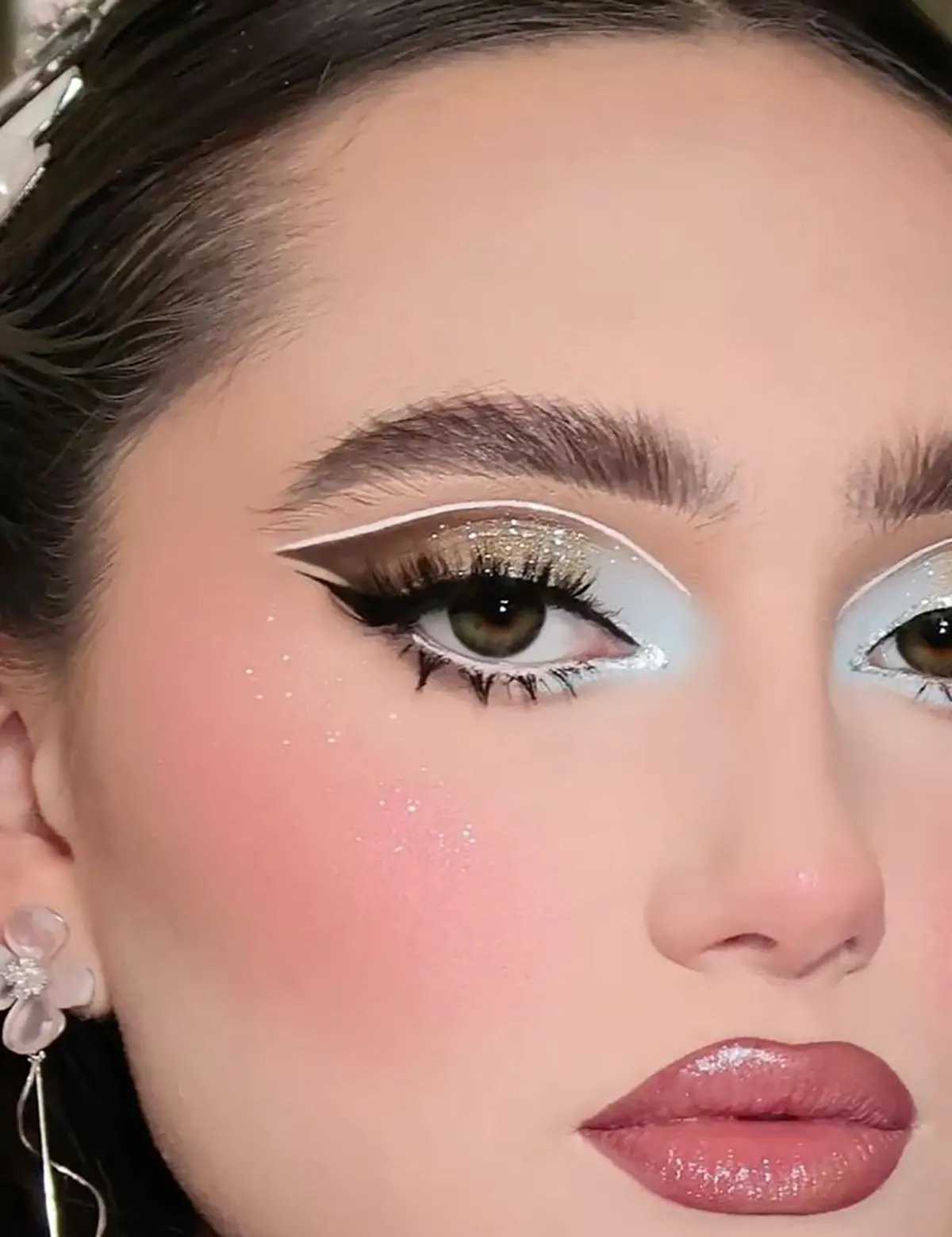 آرایش چشم ساده در خانه آموزش سایه چشم ساده و شیک میکاپ چشم دخترانه آموزش سایه چشم برای مبتدی ها ارایش چشم ساده بدون خط چشم آرایش چشم ساده دخترانه آموزش میکاپ چشم لایت فیلم آموزش سایه زدن چشم مرحله به مرحله