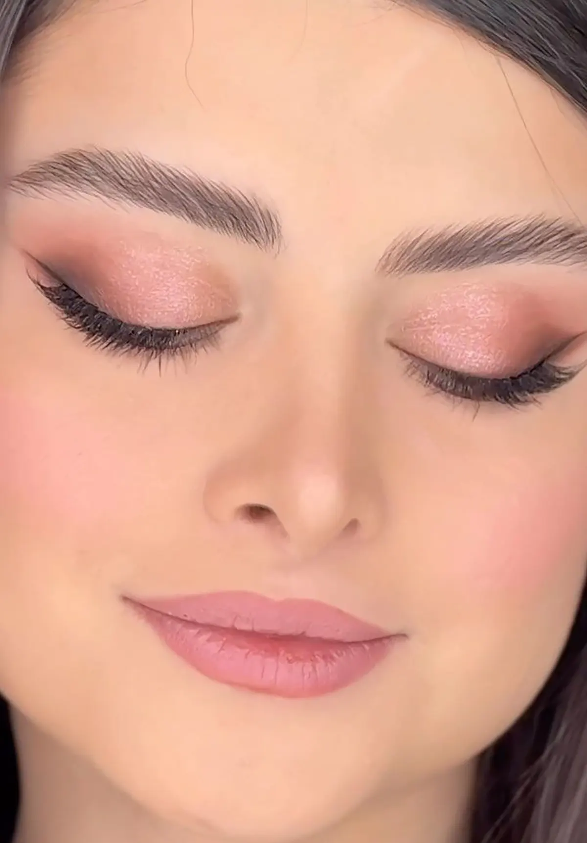 ارایش مجلسی در خانه
