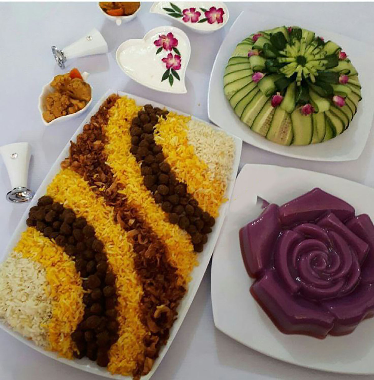 تزیین برنج و مرغ
