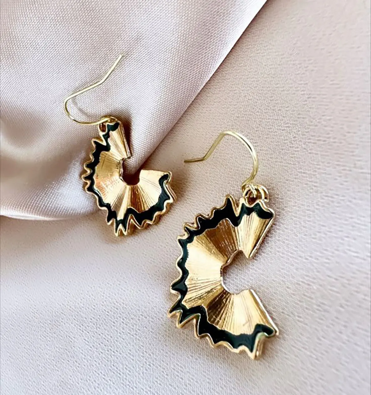 گوشواره طلا حلقه ای

