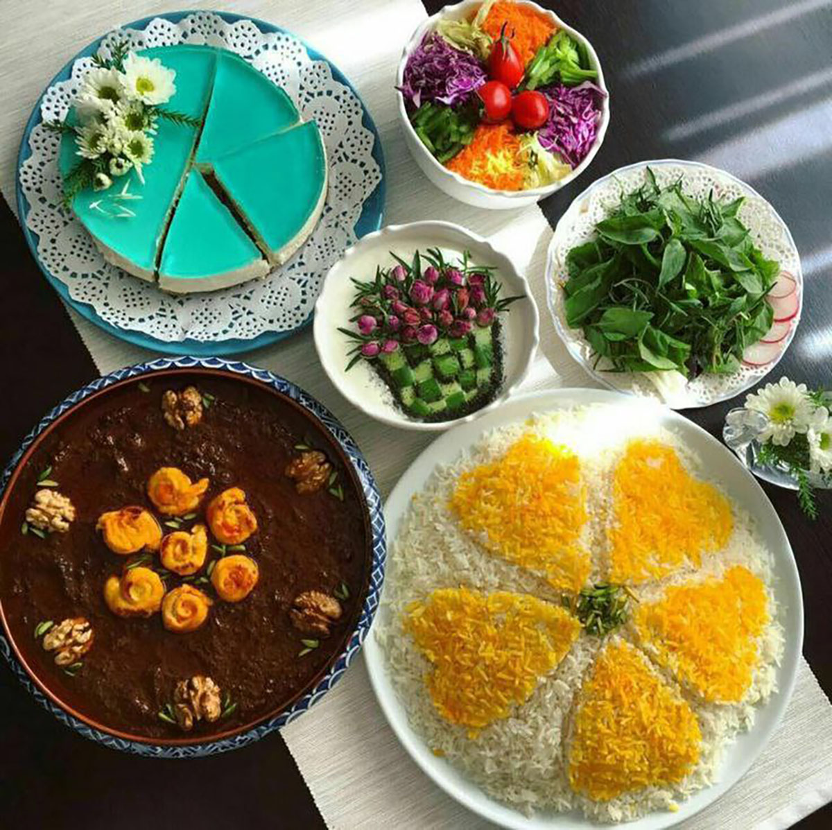 تزیین برنج با زرشک و 