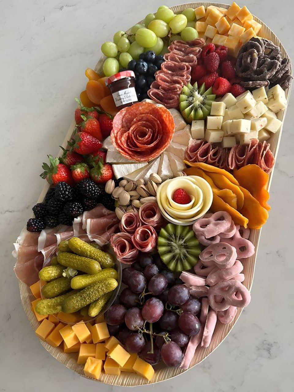 سینی مزه برای مهمانی 