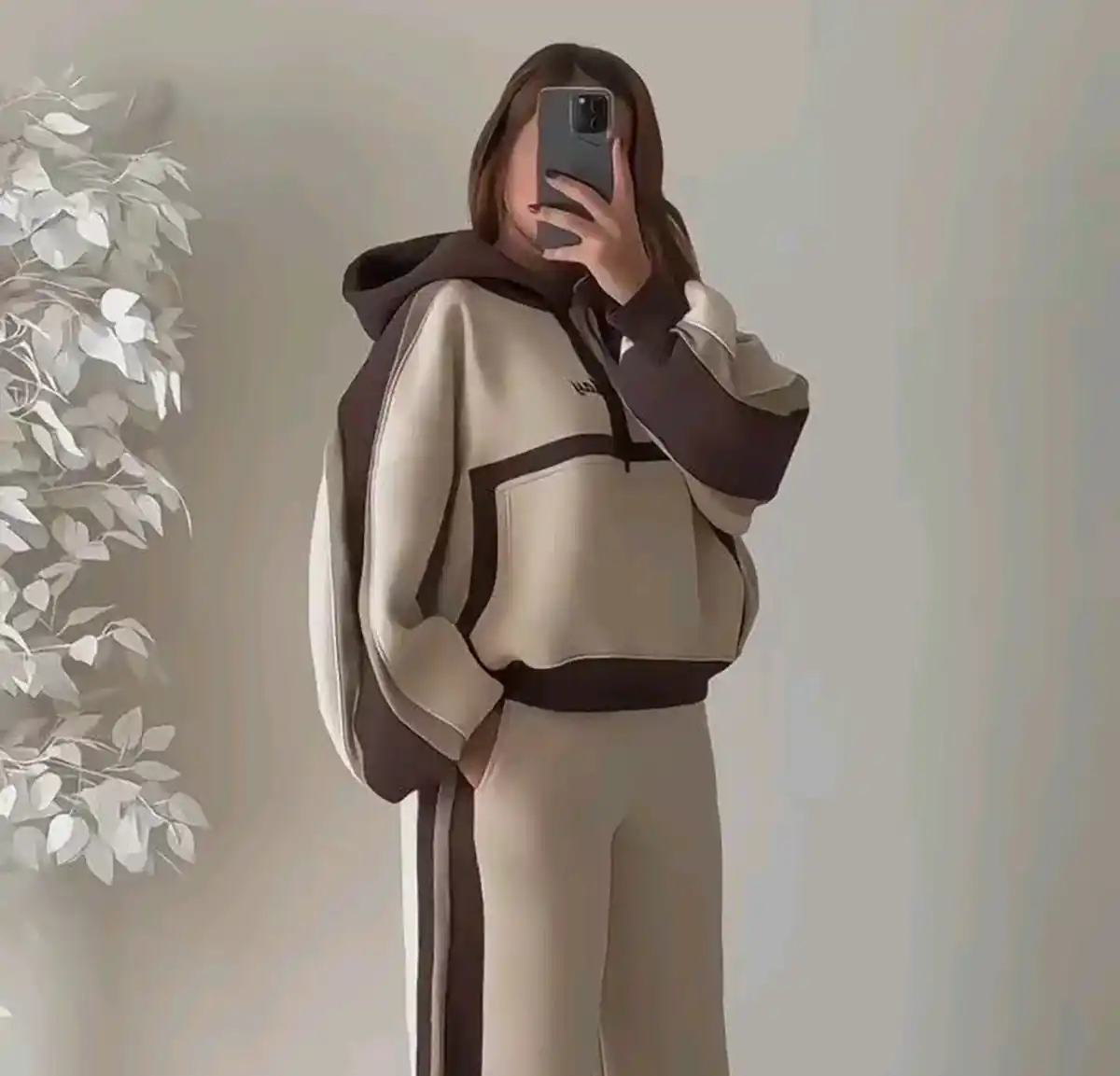 لباس اسپرت زنانه بیرونی
