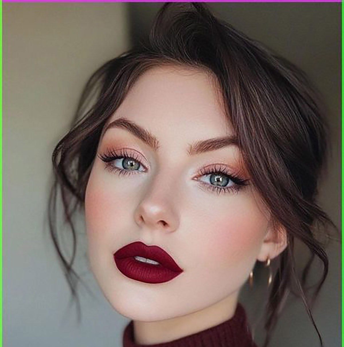 با رژ قرمز چه رژگونه ای بزنیم