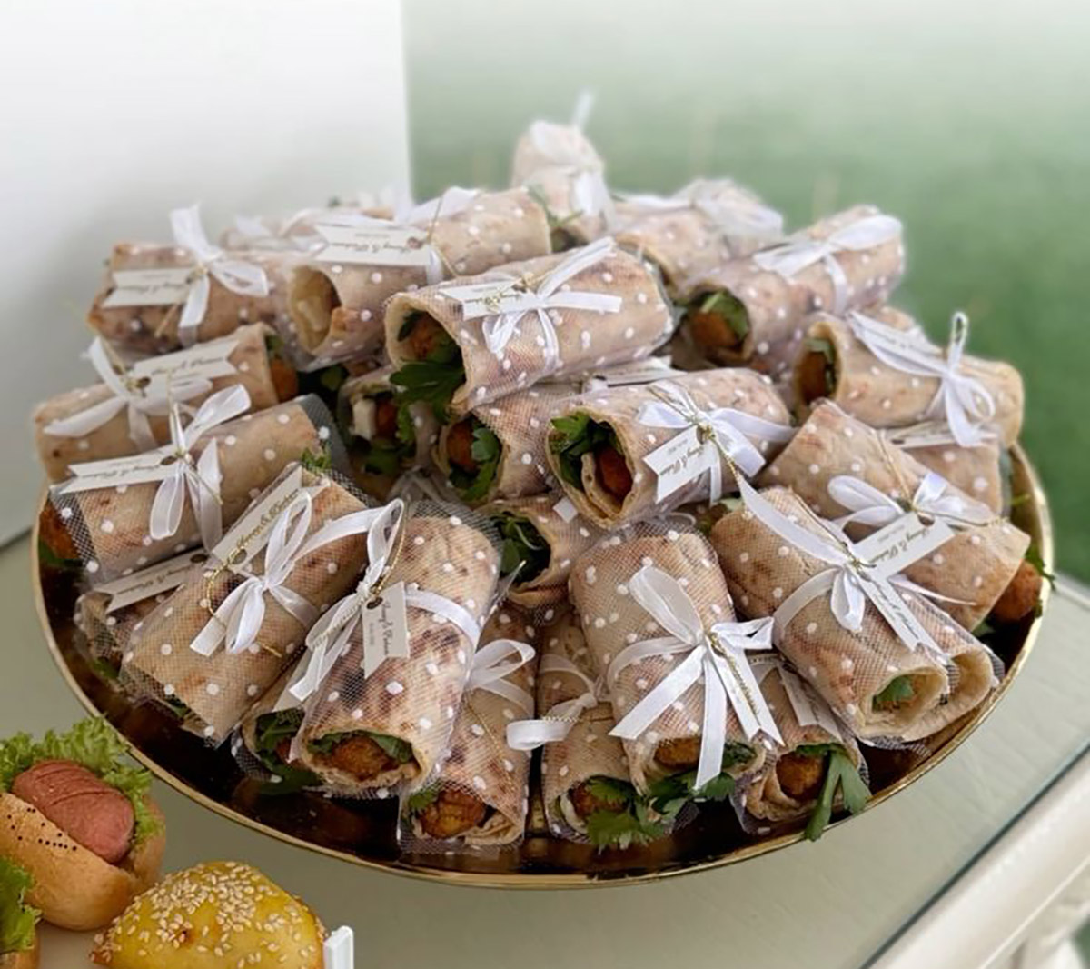 طرز تهیه نون پنیر سبزی سفره عقد
