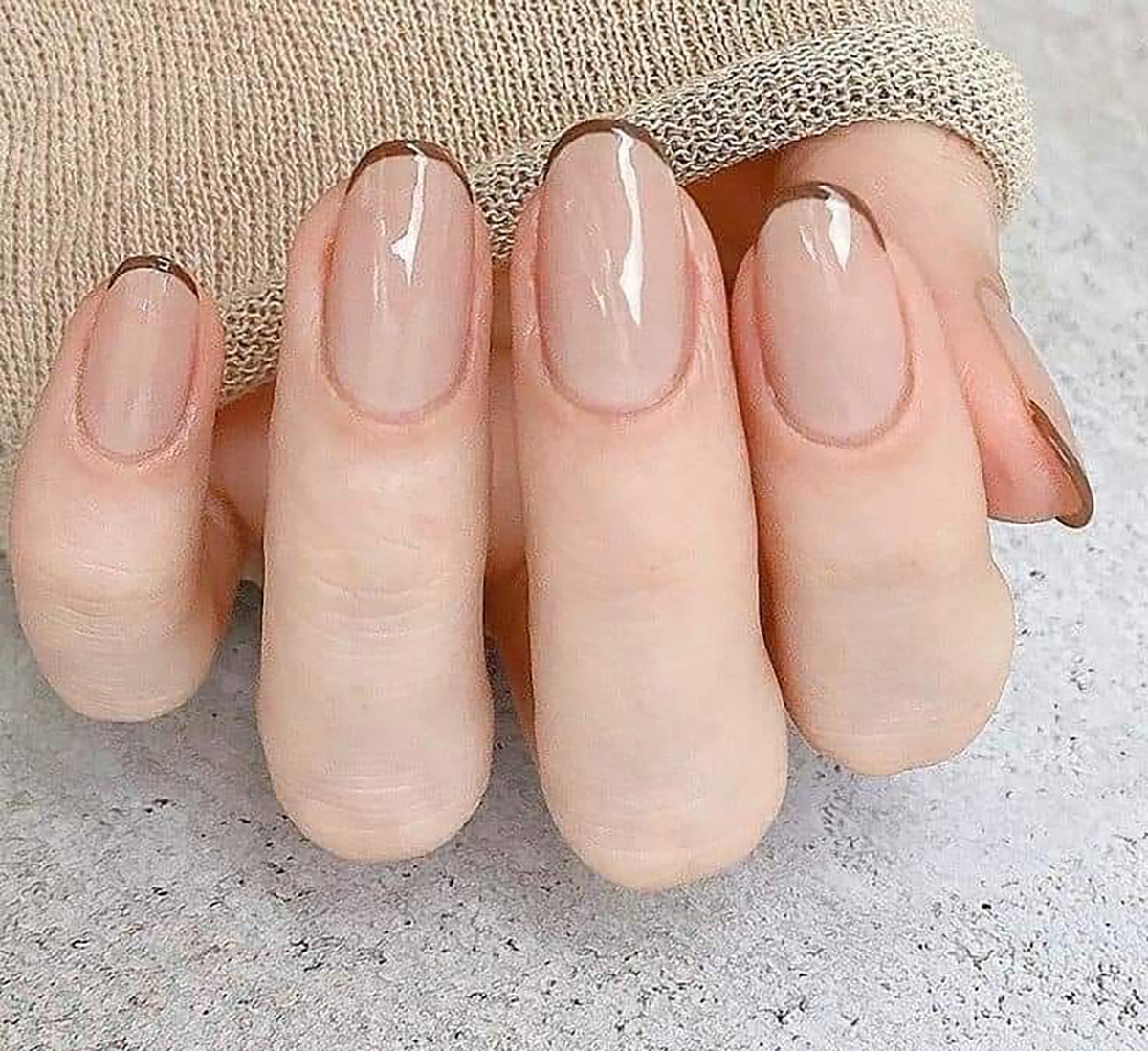 ناخن نود فرنچ
