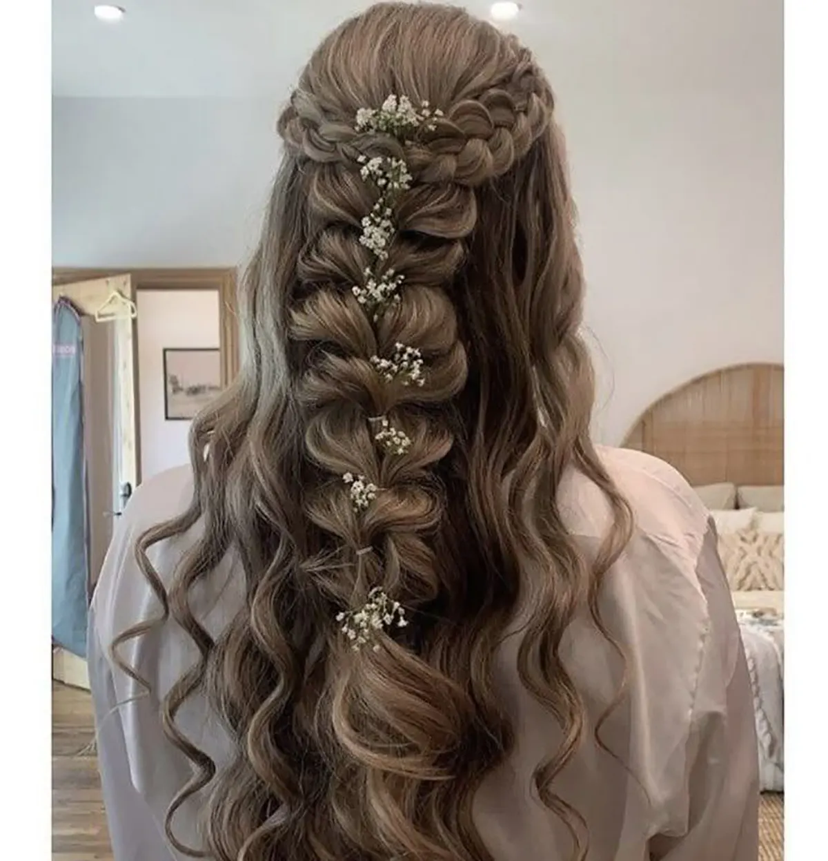 مدل موی باز ساده برای عروسی دخترانه