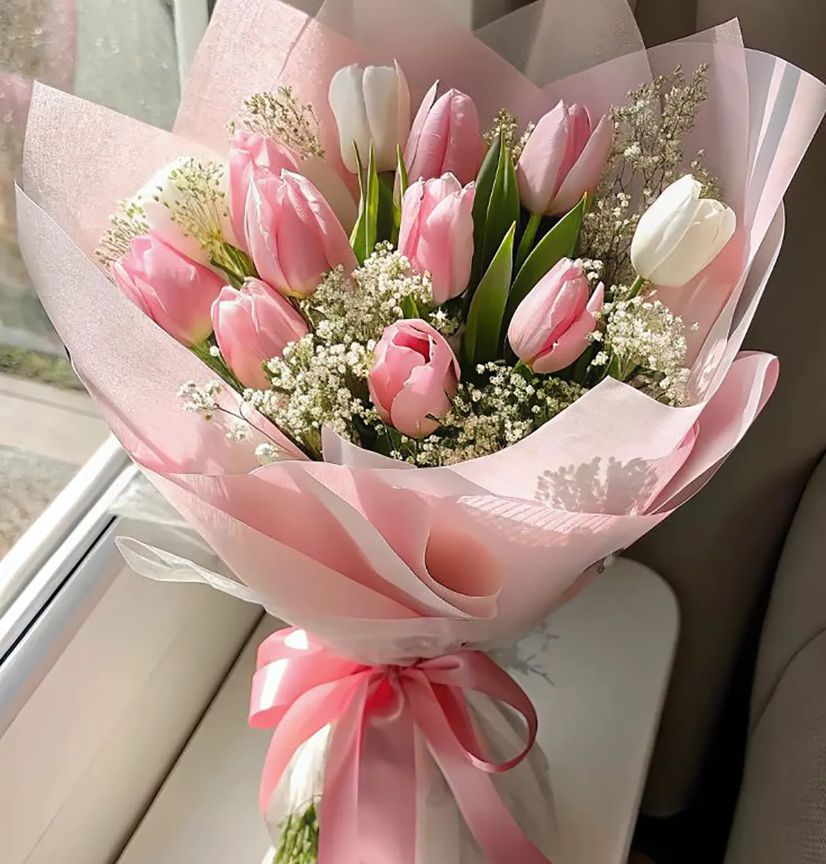 دسته گل لاله قرمز 