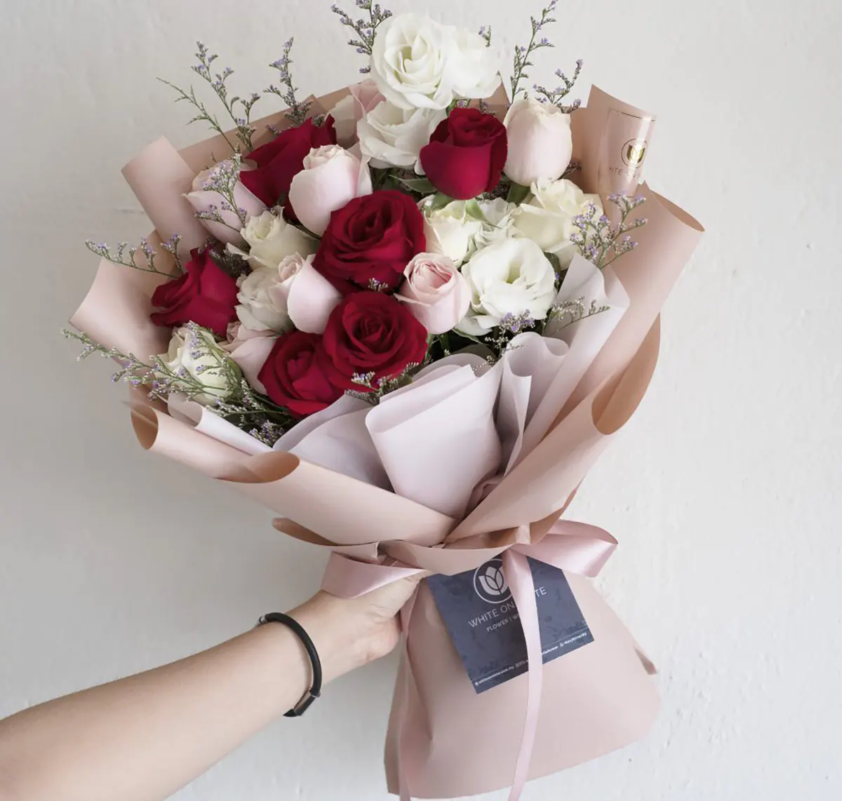 دسته گل ارزان و شیک
