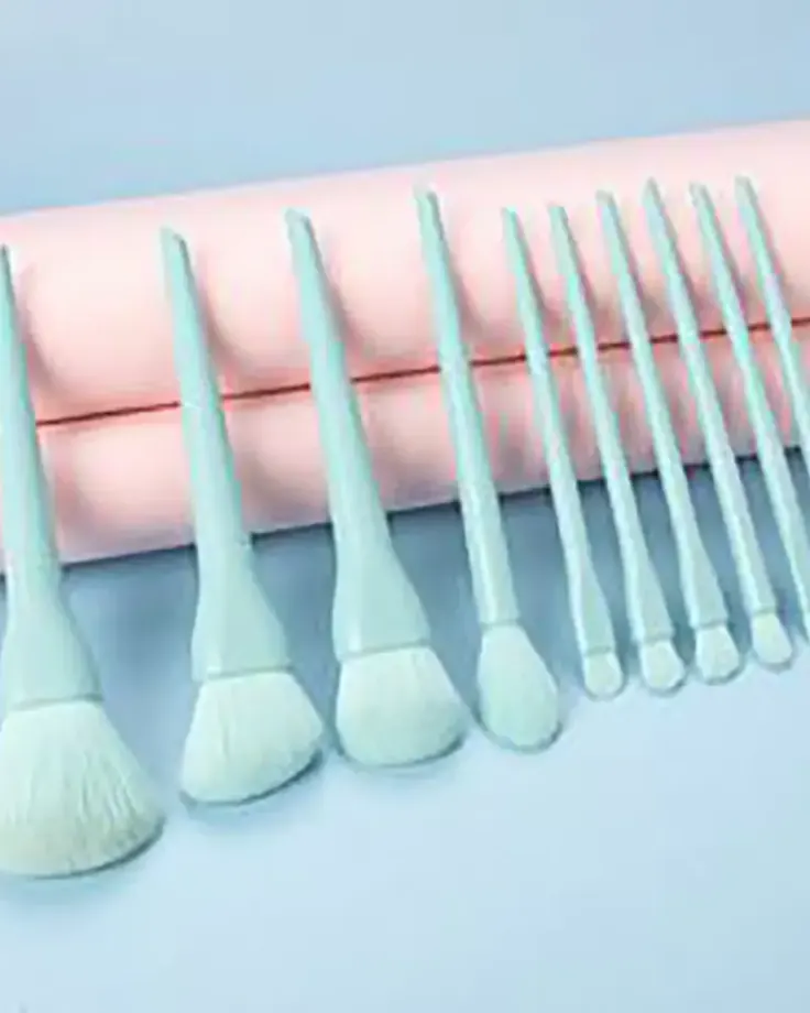 ست براش آرایشی تمیز برای آرایش یکنواخت