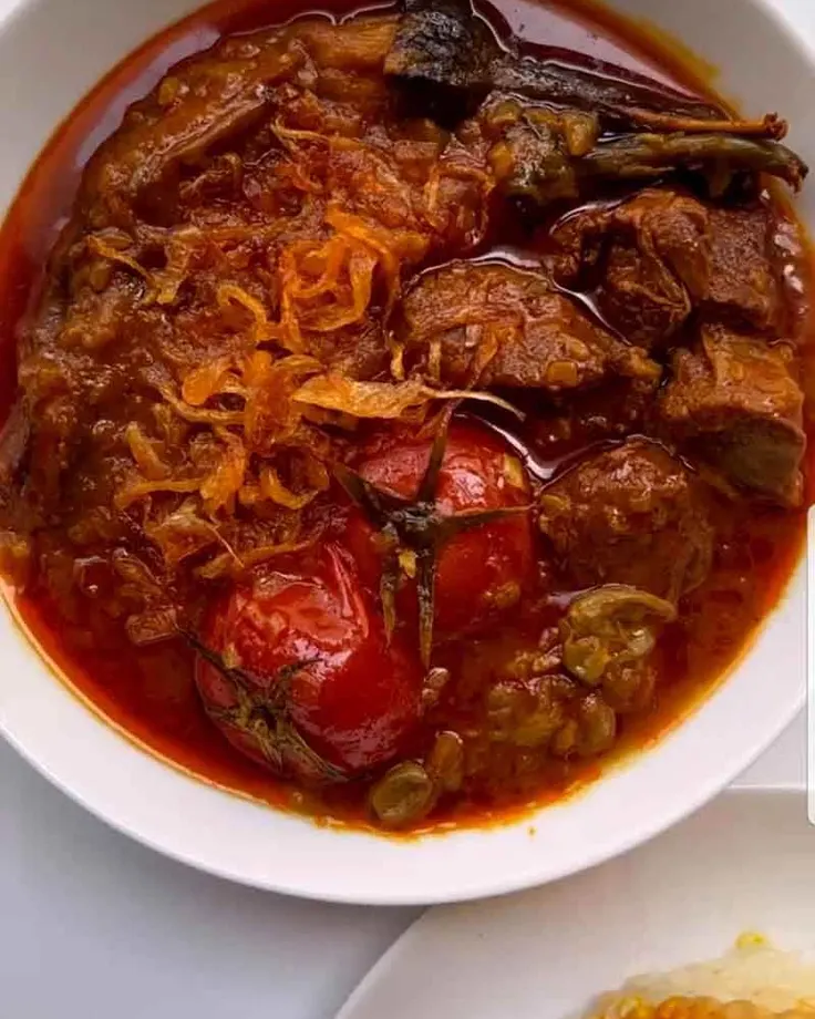 خورشت بادمجان با پیازداغ و گوجه گیلاسی